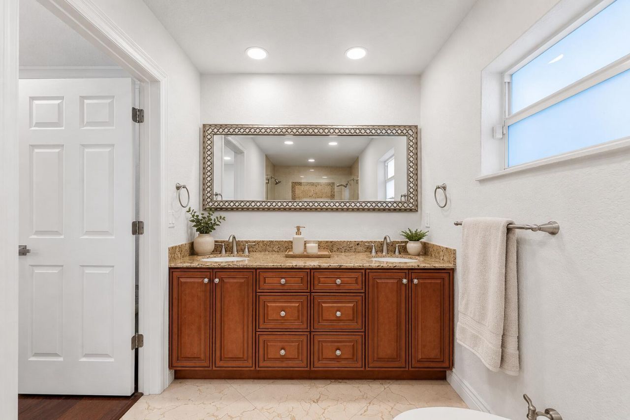 4230 NE 24th Avenue, Lighthouse Point, FL 33064 Photo