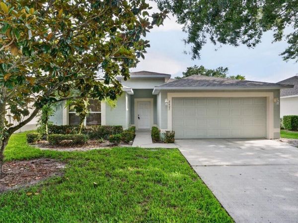2602 SW 12th Sq Square SW, Vero Beach, FL 32968