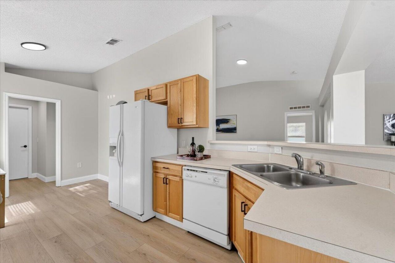 2602 SW 12th Sq Square Sw, Vero Beach, FL 32968 Photo