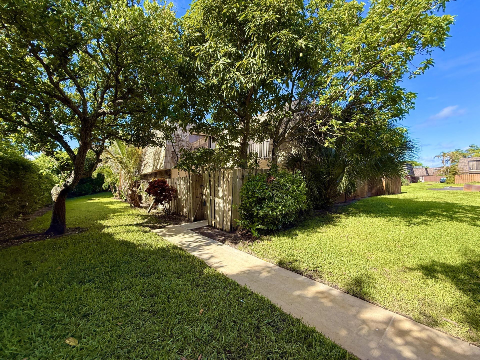 1684 Forest Lakes Circle, Unit A, West Palm Beach, FL 33406 Photo