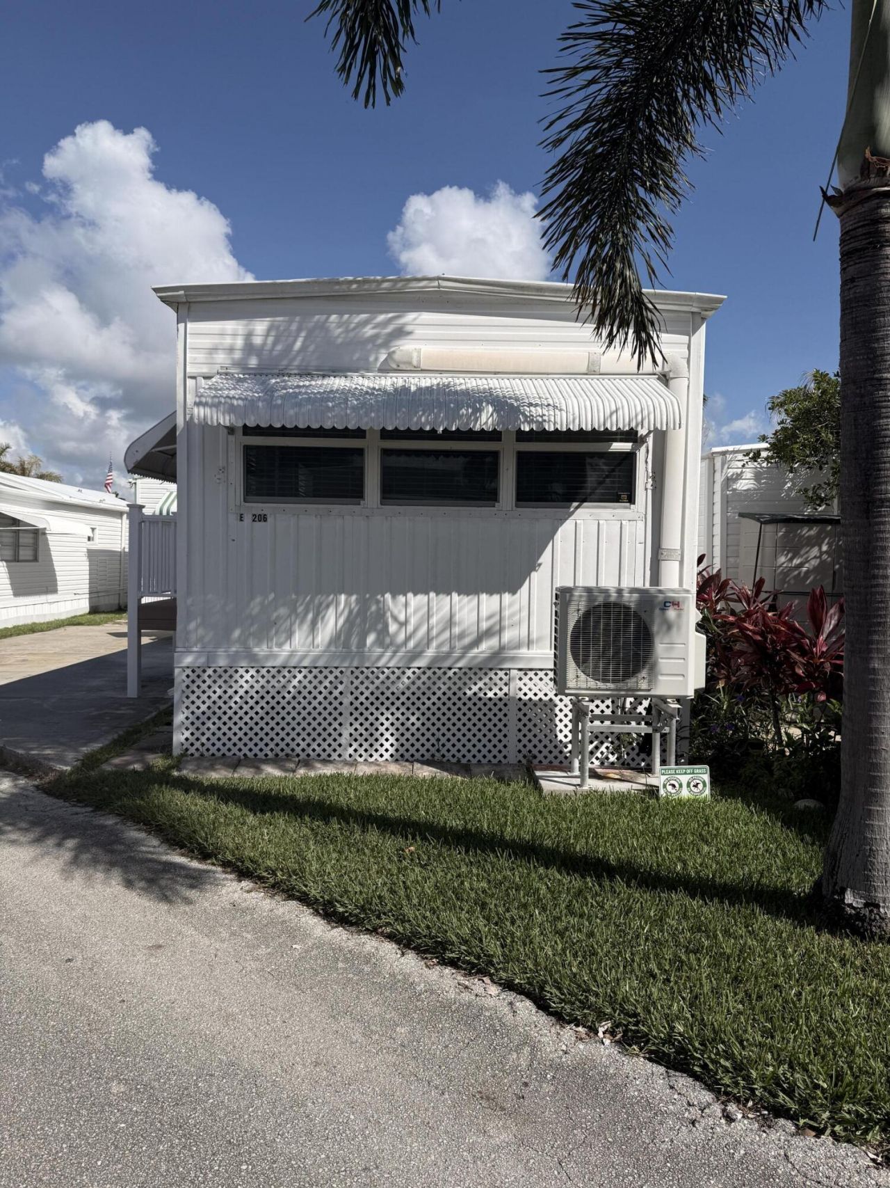 206 Eagle Drive E, Briny Breezes, FL 33435 Photo