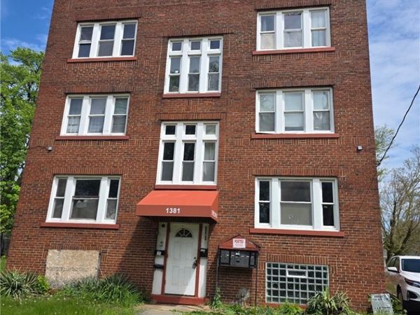 1381 E 84 Street , Cleveland, OH 44103