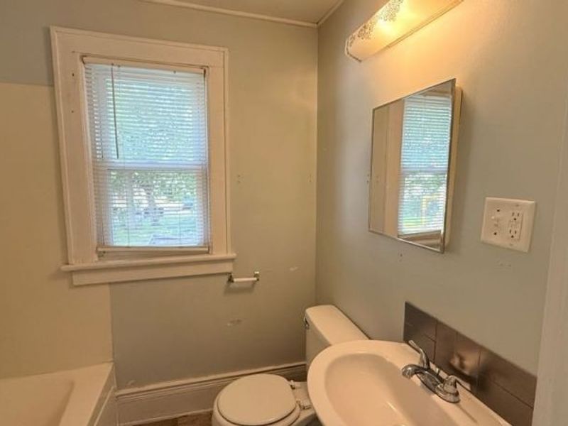 1083 Stroman Avenue , Unit A, Akron, OH 44306 Photo 15
