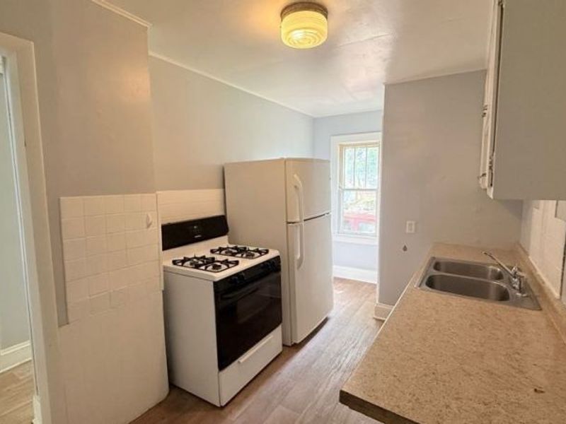 1083 Stroman Avenue , Unit A, Akron, OH 44306 Photo 9