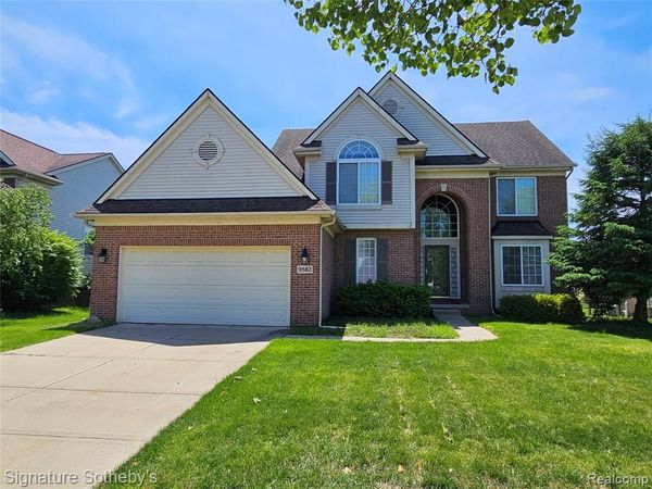 9582 Falmouth Drive, Ypsilanti Twp, MI 48197
