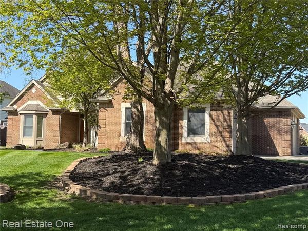 2616 Pebble Beach Drive, Oakland Twp, MI 48363