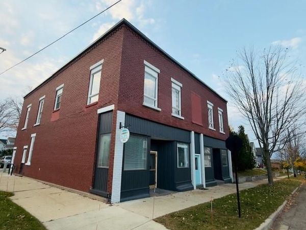 522 Liberty Street, Unit B, Petoskey, MI 49770