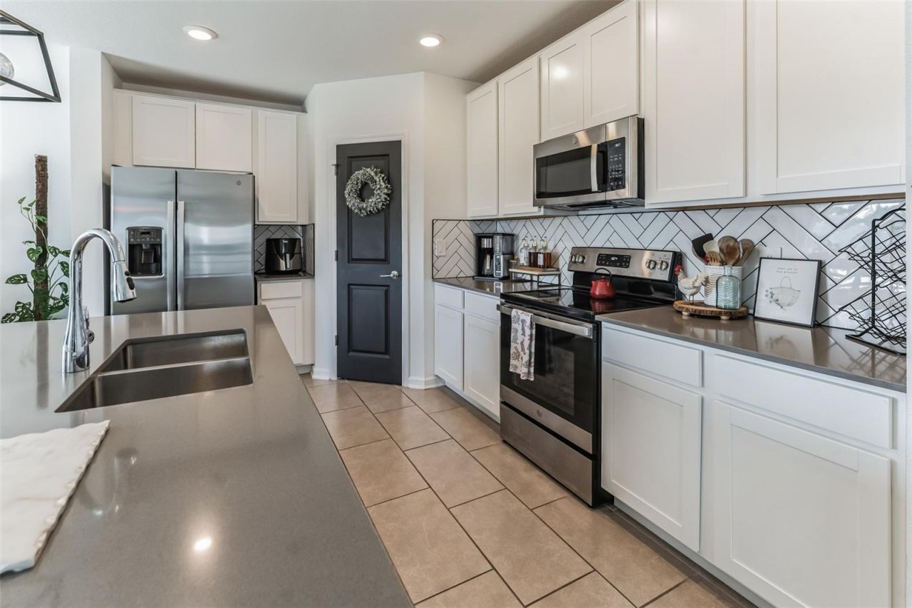 1143 James Paul Road , Davenport, FL 33837 Photo
