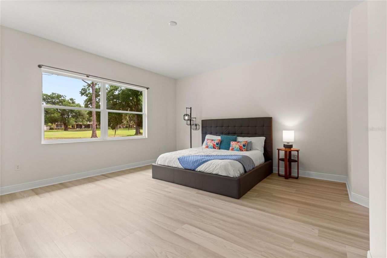 5090 Greens Drive , Lady Lake, FL 32159 Photo