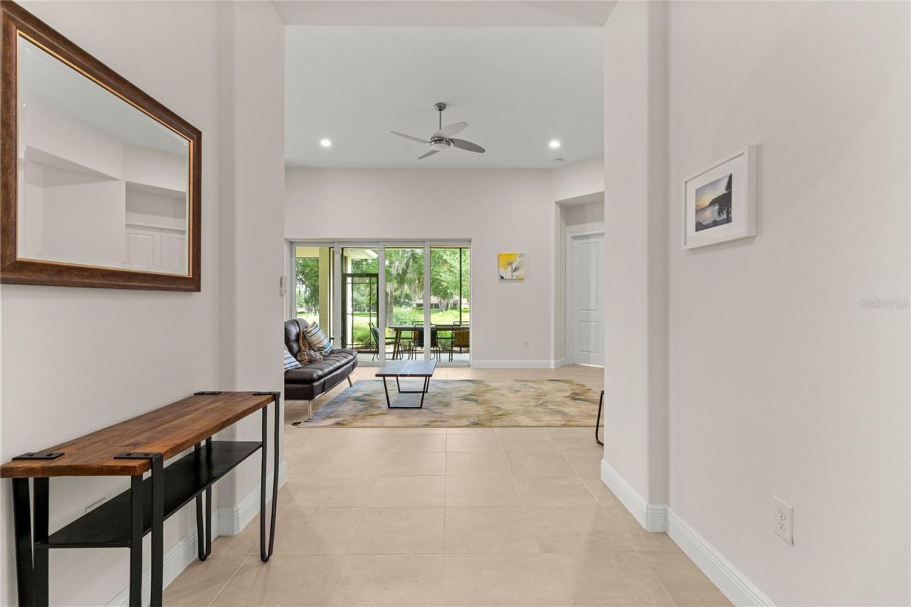 5090 Greens Drive , Lady Lake, FL 32159 Photo