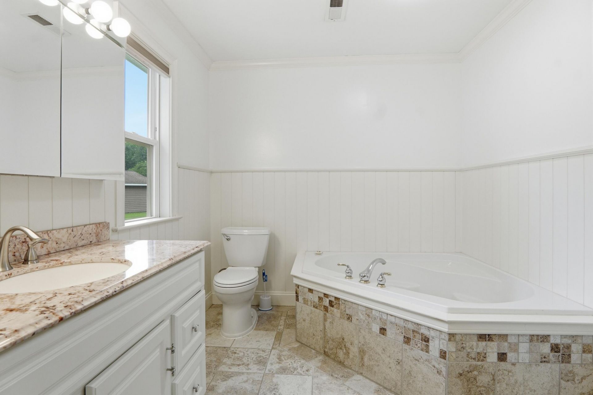 11 Glengary Court Photo 29