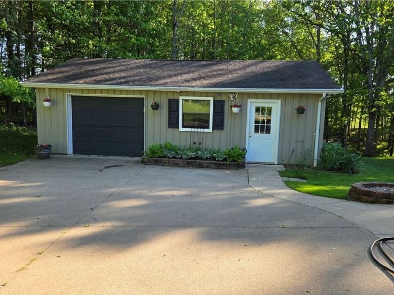 239 Cornes Road , Little Hocking, OH 45742 Photo 4