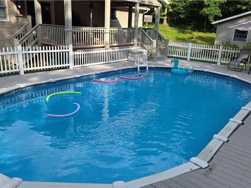 239 Cornes Road , Little Hocking, OH 45742 Photo 9