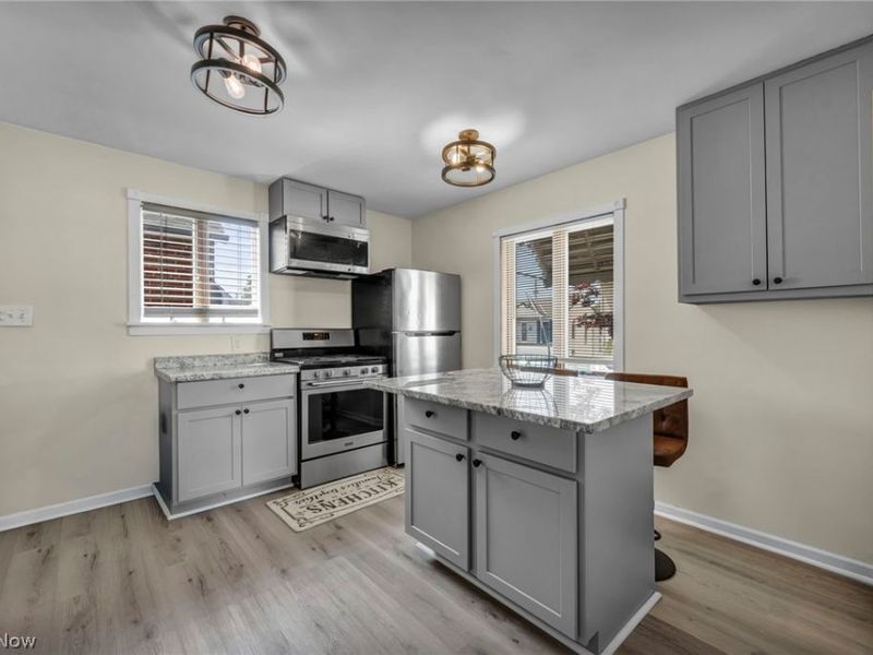 3757 W 116th Street , Cleveland, OH 44111 Photo 12