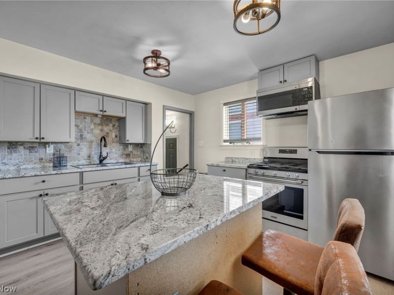 3757 W 116th Street , Cleveland, OH 44111 Photo 13