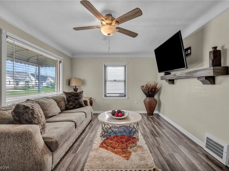 3757 W 116th Street , Cleveland, OH 44111 Photo 9