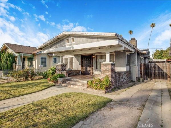 3940 Denker, Los Angeles, CA 90062