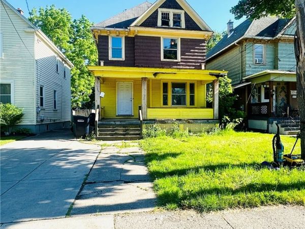 1859 Niagara Avenue , Niagara Falls, NY 14305
