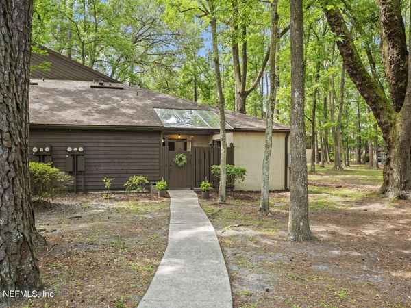 10430 BIGTREE Circle E, Jacksonville, FL 32257