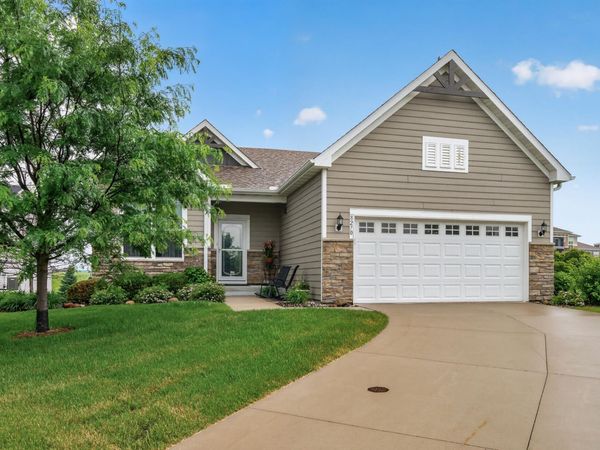 8270 Oakview Court N, Maple Grove, MN 55369