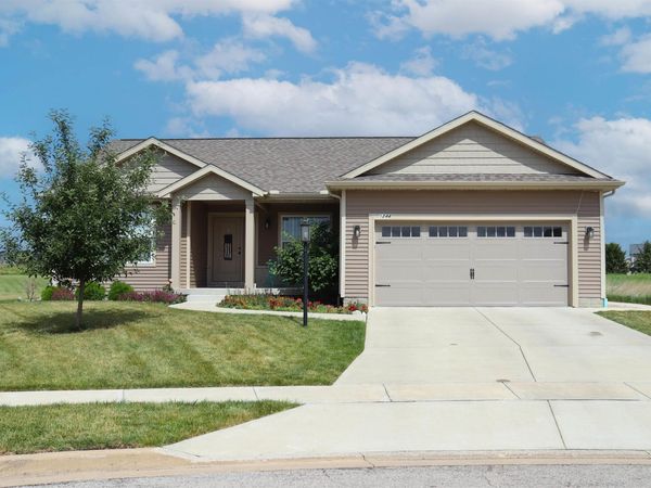 1244 BROWN Court, Washington, IL 61571