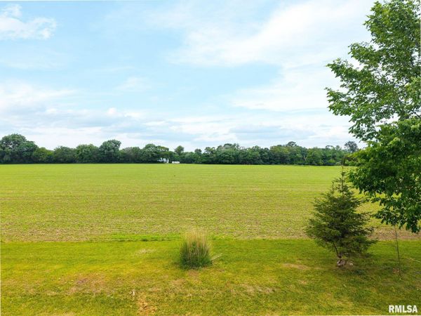 00 W LAMPLIGHTER Lane, Hanna City, IL 61536