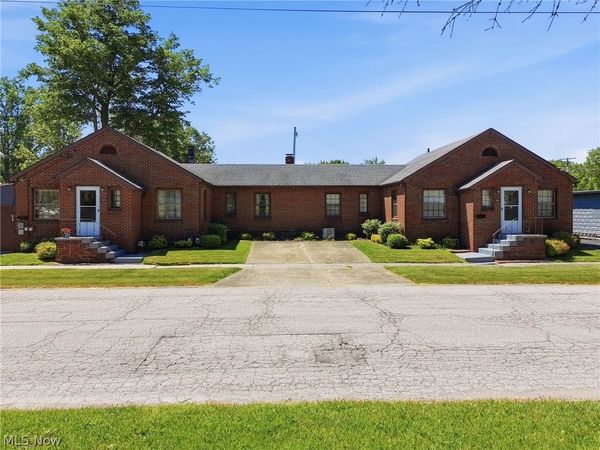 1606 Columbus Avenue , Ashtabula, OH 44004
