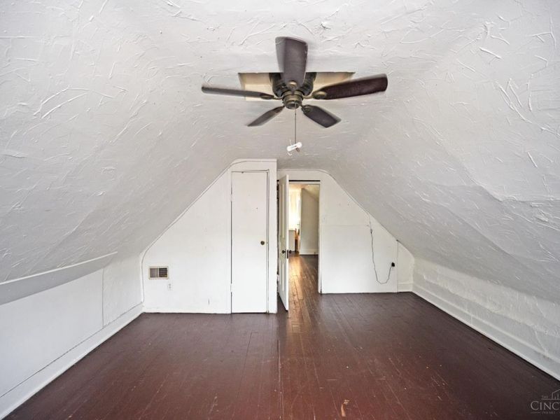 4232 Kirby Avenue, Cincinnati, OH 45223 Photo 34