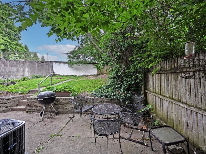 4232 Kirby Avenue, Cincinnati, OH 45223 Photo 35