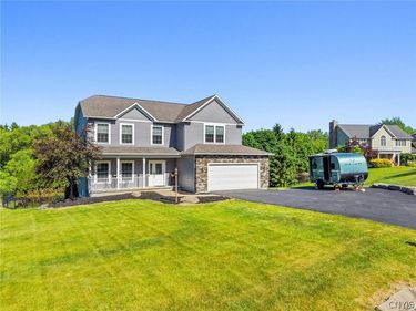 4454 Renee Meadows Drive, Syracuse, NY 13215