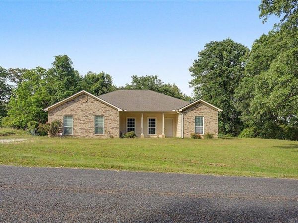 13677 Sulphur Springs Road, Malvern, AR 72104