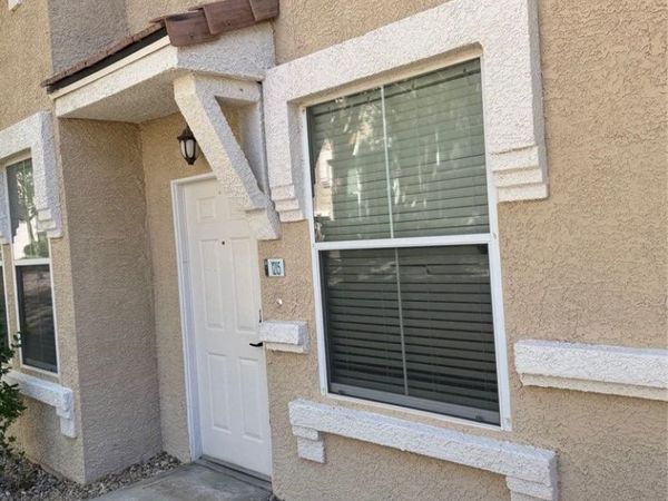 10001 Peace Way , Unit 1215, Las Vegas, NV 89147