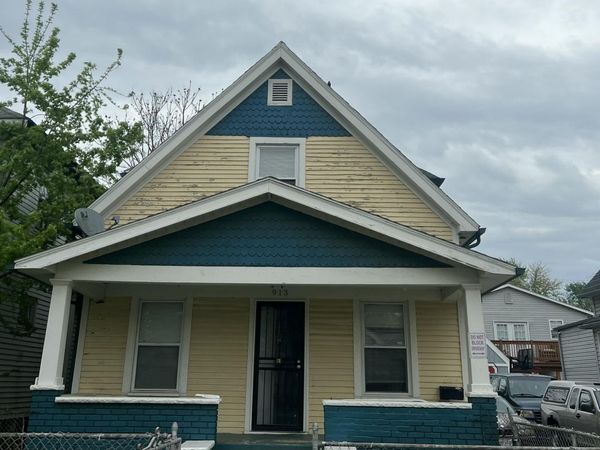 913 Berry Street , Toledo, OH 43605