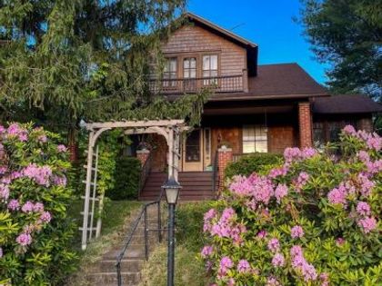 135 PARK AVENUE Glen Rock, PA 17327