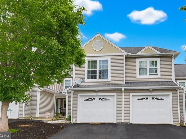 48 HARVEST ROAD, UNIT 18, LANCASTER, PA 17602