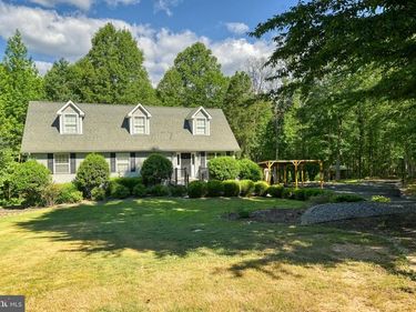 197 SHANNON GLEN COURT, LOUISA, VA 23093
