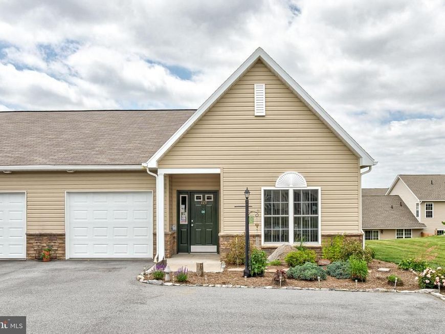 128 Gemstone Drive, Bellefonte, PA 16823 Main Photo
