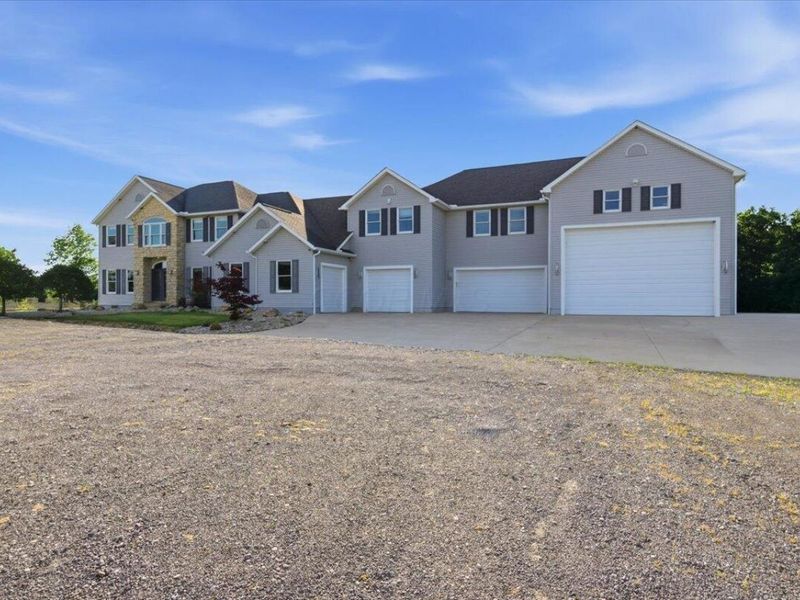 19900 Collins Road, Milford Center, OH 43045 Photo 2