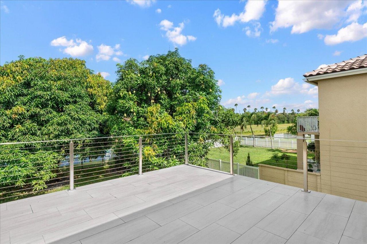 2447 Country Golf Drive, Wellington, FL 33414 Photo