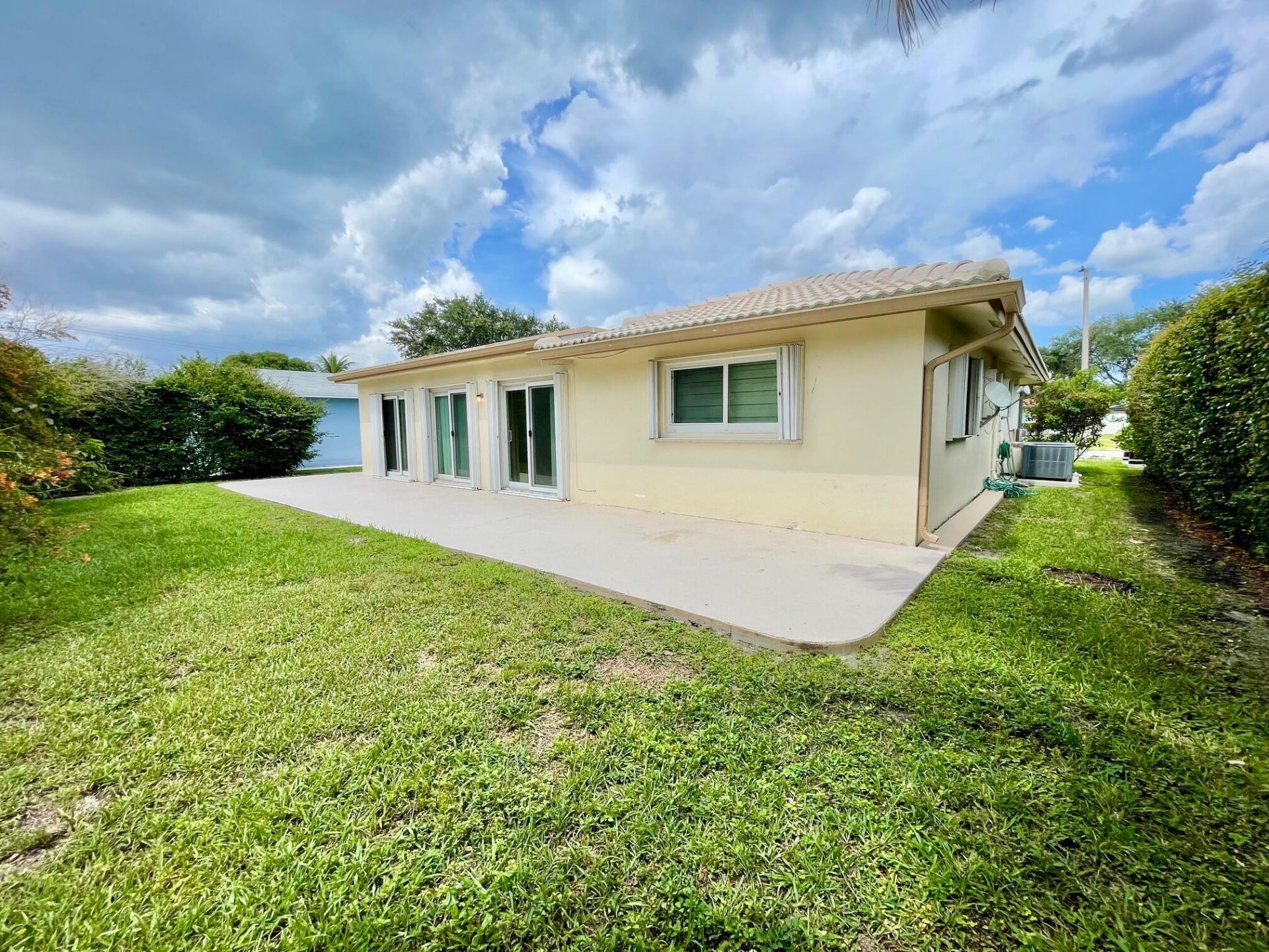 8205 NW 106th Avenue, Tamarac, FL 33321 Photo