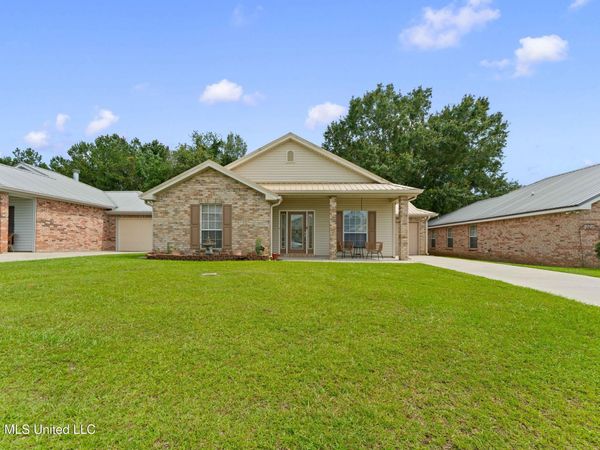 114 Teddy Lane, Picayune, MS 39466