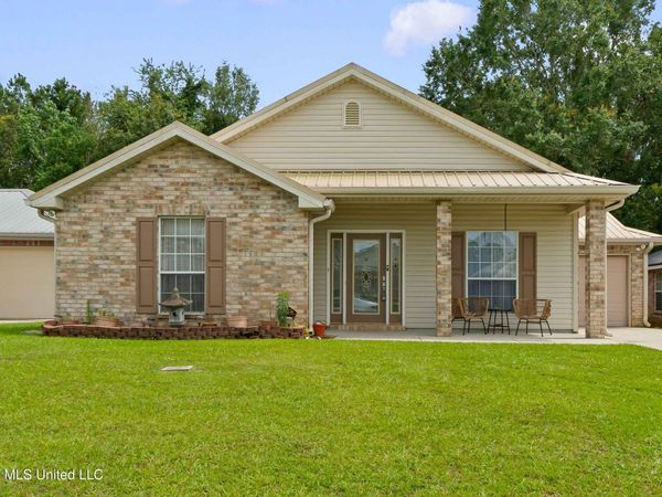 114 Teddy Lane, Picayune, MS 39466