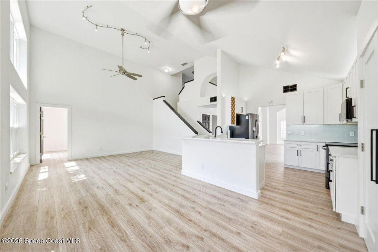 13774 Meadowpark Avenue , Orlando, FL 32826 Photo