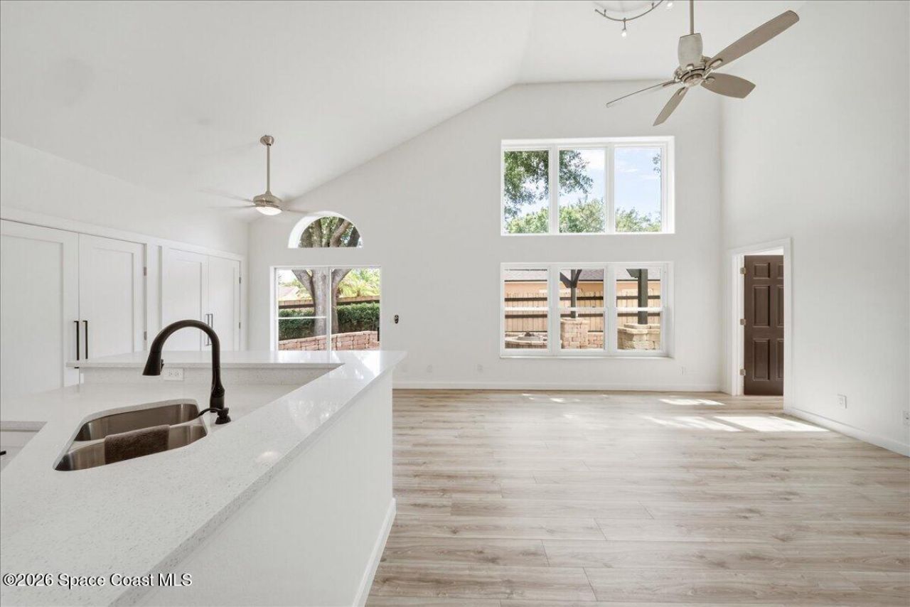 13774 Meadowpark Avenue , Orlando, FL 32826 Photo