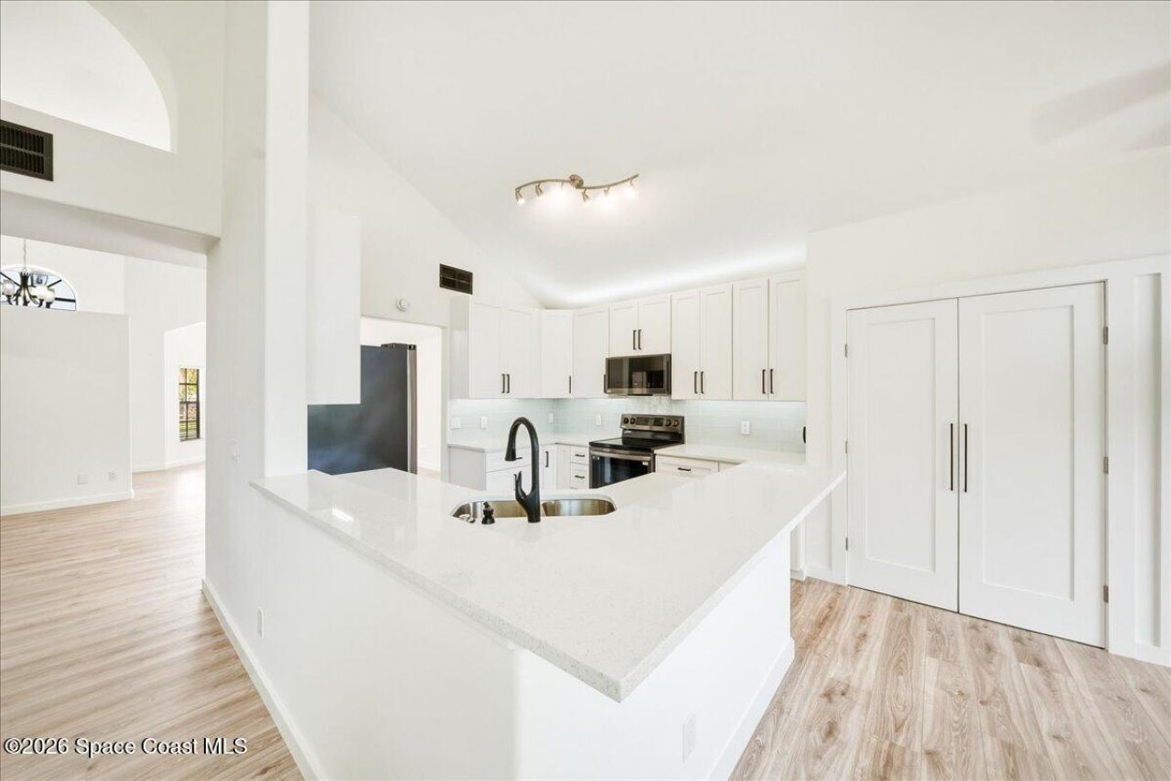 13774 Meadowpark Avenue , Orlando, FL 32826 Photo