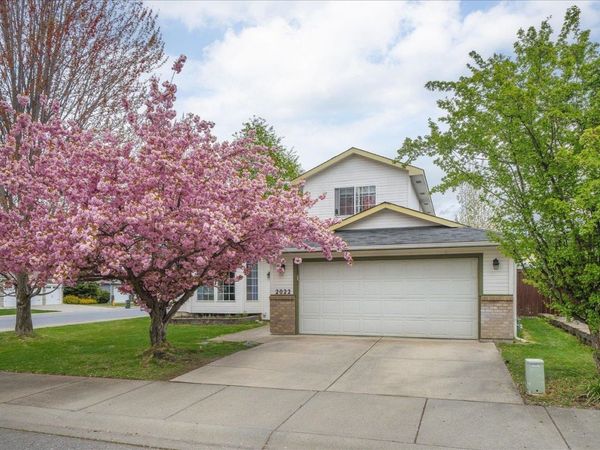 2022 N Rio Grande Ln, Spokane Valley, WA 99016