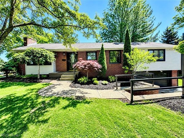 8016 Harris Drive , Garrettsville, OH 44231