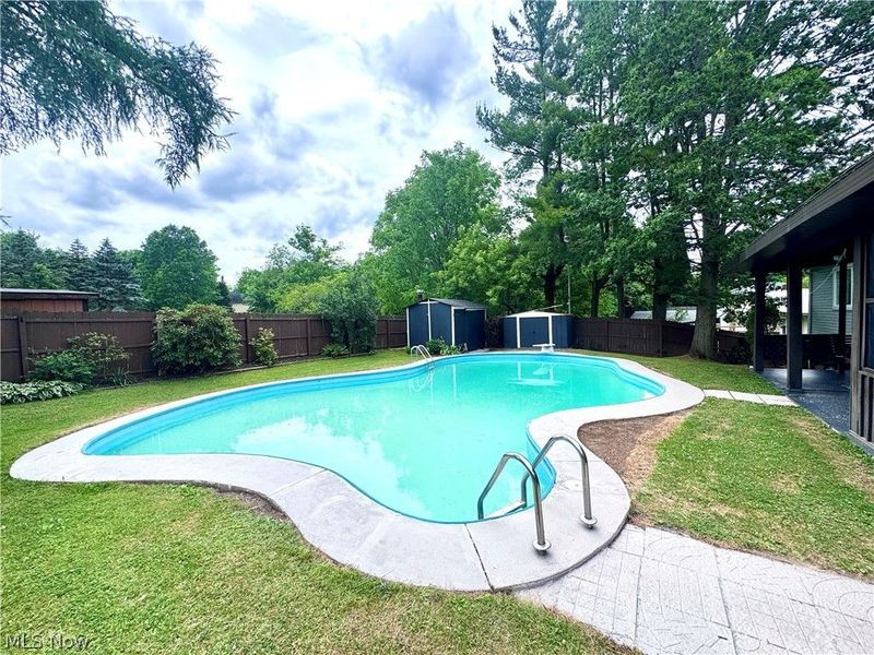 8016 Harris Drive, Garrettsville, OH 44231 Photo 3