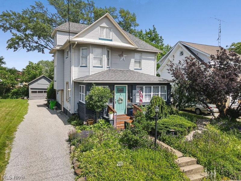 2126 S Arch Avenue, Alliance, OH 44601 Photo 2