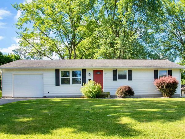 904 Carlin Place, Angola, IN 46703